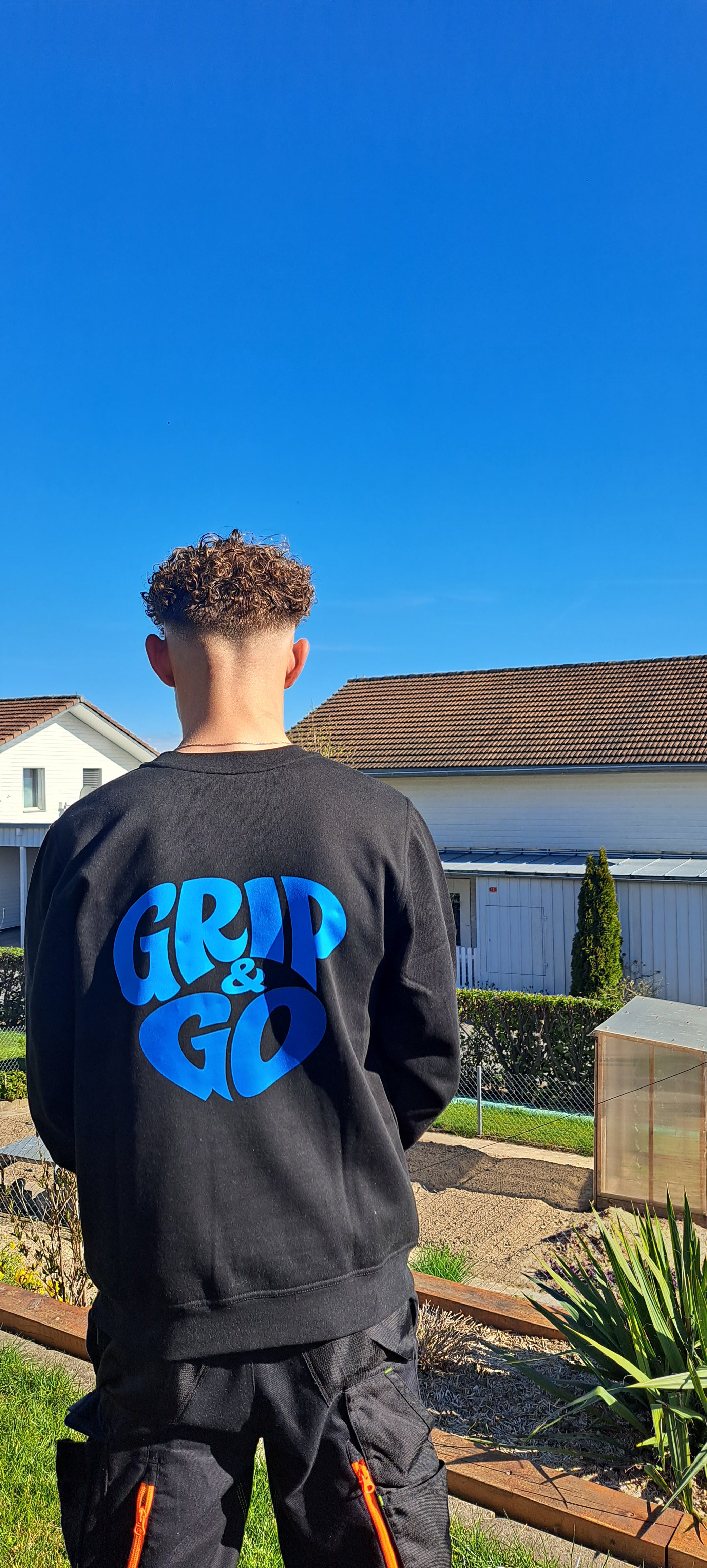 Pull Sans Capuche Noir Grip & Go | Logo Double